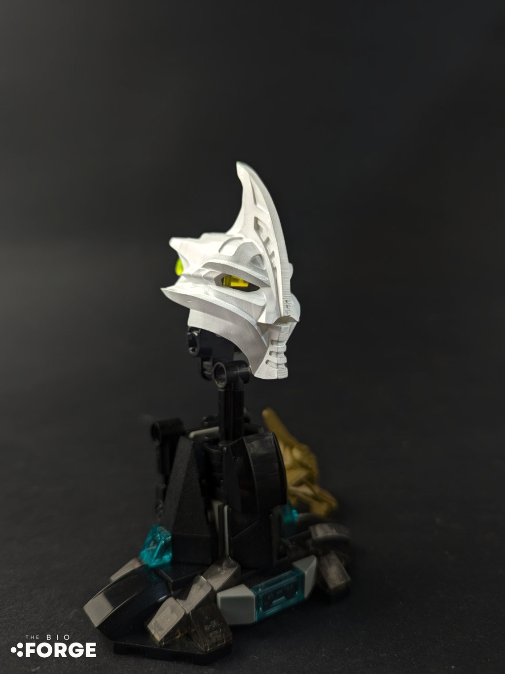 Premutation Pridak Mask | Warlord
