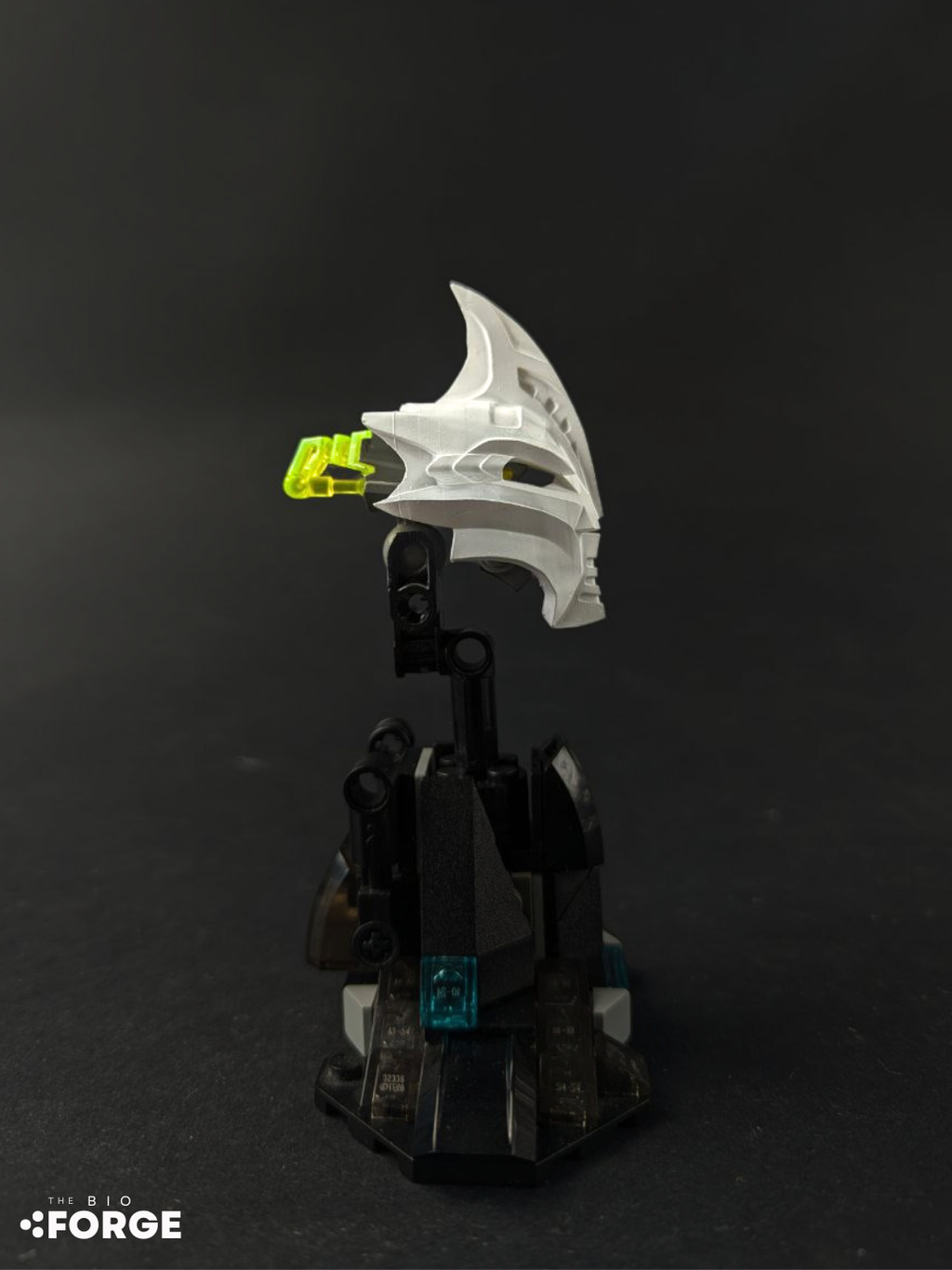 Premutation Pridak Mask | Warlord